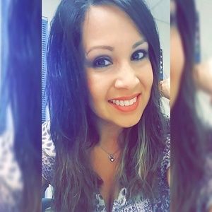 Meet your Posher, Vee